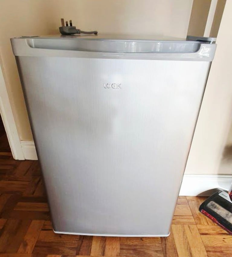 image for LOGIK Silver Table Top Fridge