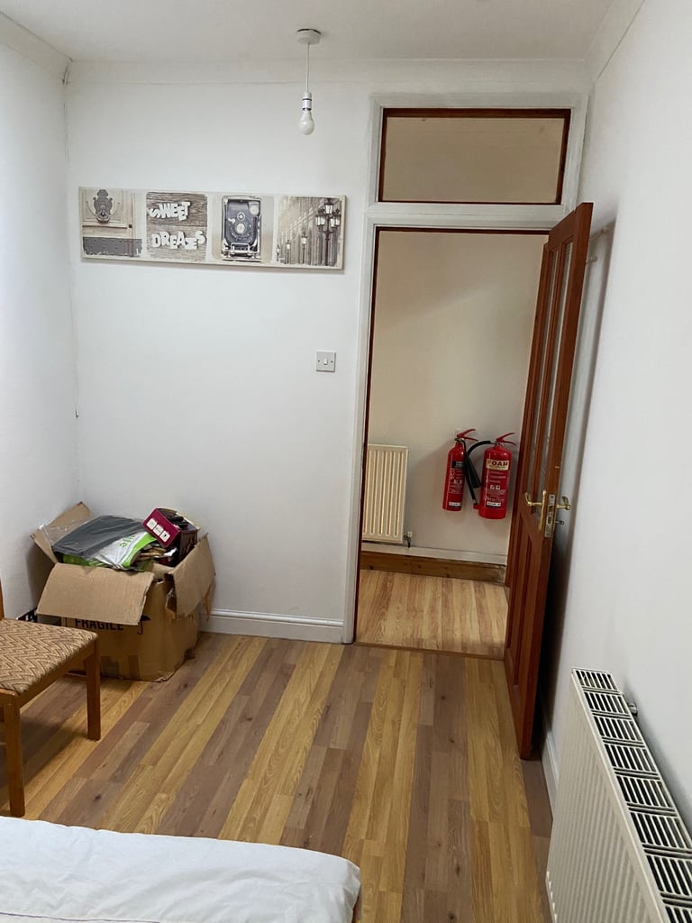 2 BEDROOM FLAT (ANNEX)
