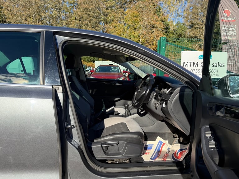 2017 Volkswagen Jetta 2.0 TDI 150 GT 4dr SALOON Diesel Manual