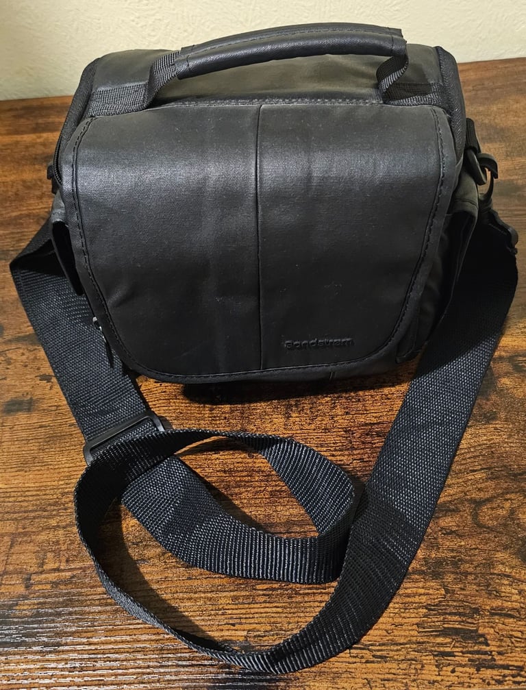 Sony Alpha 58 digital camera with 4GB SD card + 35-700mm zoom lens