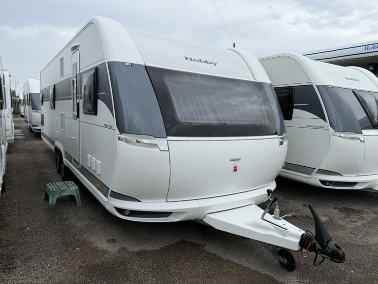 2023 HOBBY Prestige 720 kwfu 7 Berth fixed, triple bunkbed