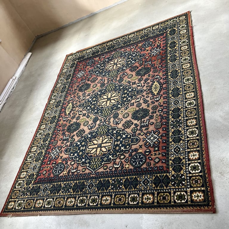 Vintage, large, area rug. Faded, distressed, worn. Farmhouse, country house look. COLLECT ONLY.