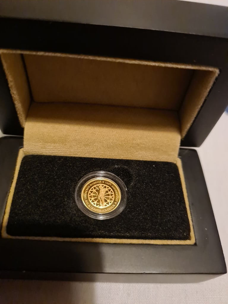 image for Hattons gold quarter sovereign coin 