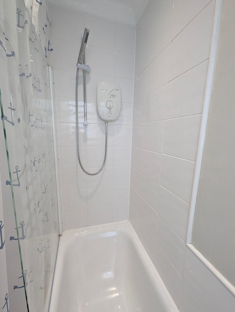Three bedroom large house for rent in Westcliff, Dumbarton 