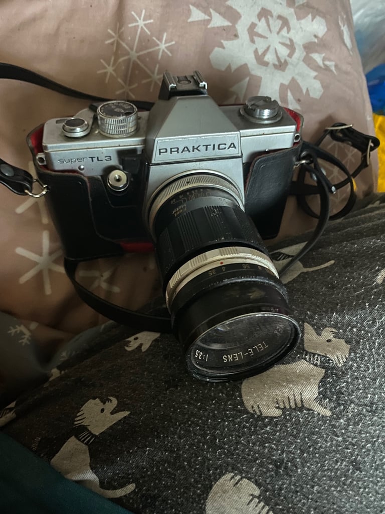 image for Praktica Super TL3 Camera with 49mm 1:35 lens and case
