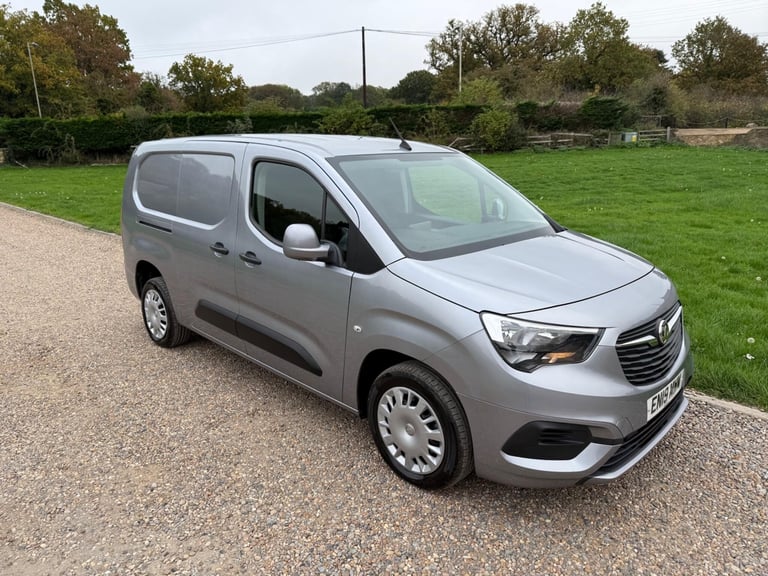 2019 Vauxhall Combo 1.5 Turbo D 2300 Sportive L2 H1 Euro 6 (s/s) 4dr PANEL VAN Diesel Manual