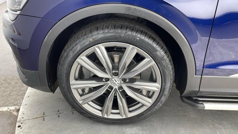 2019 Volkswagen Tiguan 2.0 TDi 150 4Motion SEL 5dr DSG ESTATE DIESEL Automatic