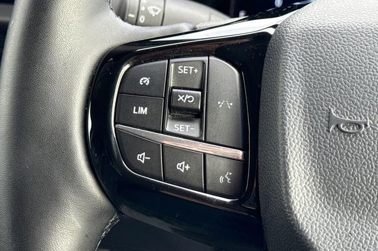 2025 Ford Transit Custom 280 Limited L2 LWB FWD 2.0 EcoBlue 136ps Low Roof, AIR CON, CRUISE CONTR...