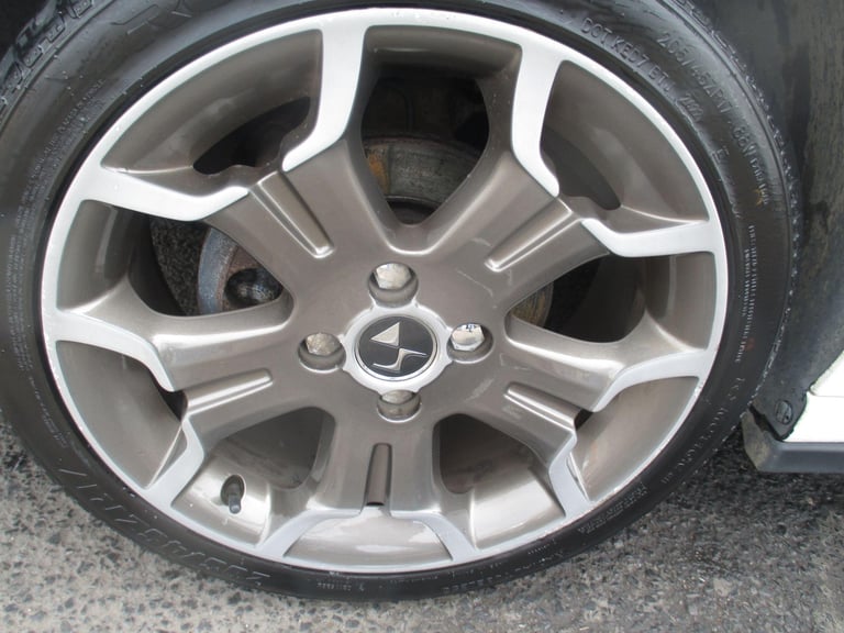 2015 DS Automobiles DS 3 1.6 BlueHDi Ultra Prestige Euro 6 (s/s) 3dr HATCHBACK Diesel Manual