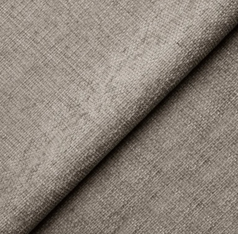 ✨ Beautiful Carson 4-Seater Chenile Sofa – Comfortable, Neutral Tone, Excellent Condition 🛋️