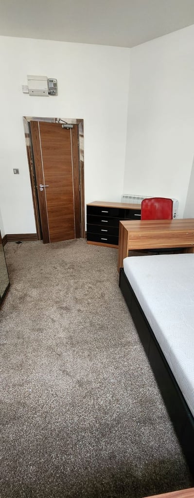 Modern 1 Bedroom Studio Flat - Bills Included 