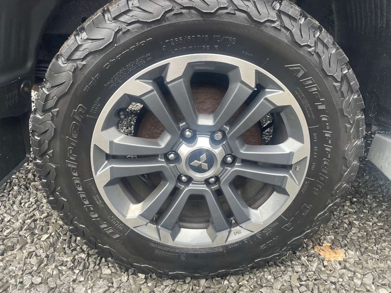 2019 Mitsubishi L200 Double Cab DI-D 150 Barbarian 4WD PICK UP DIESEL Manual