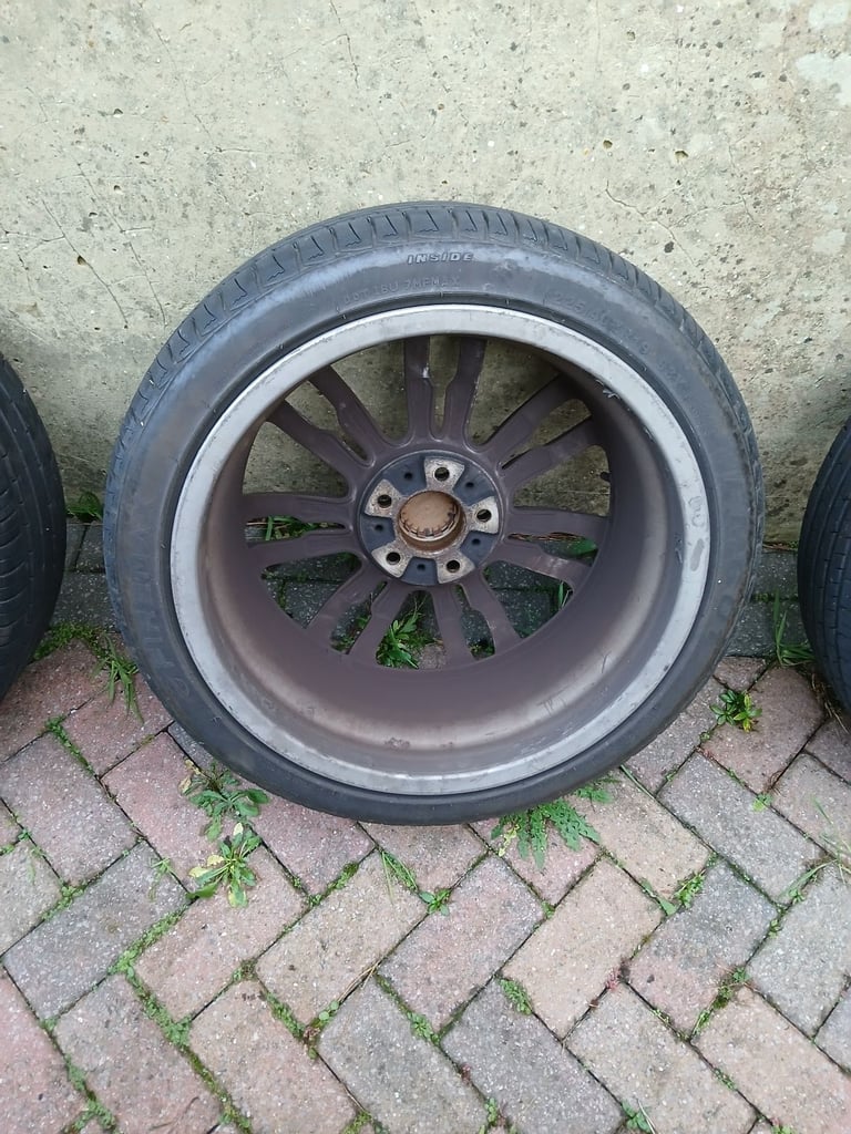 Genuine set of 19inch BMW msport wheel's with tyre's 