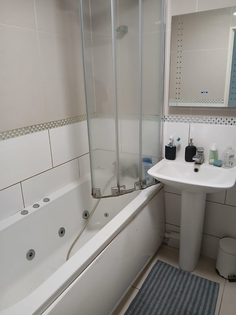 Double room to rent