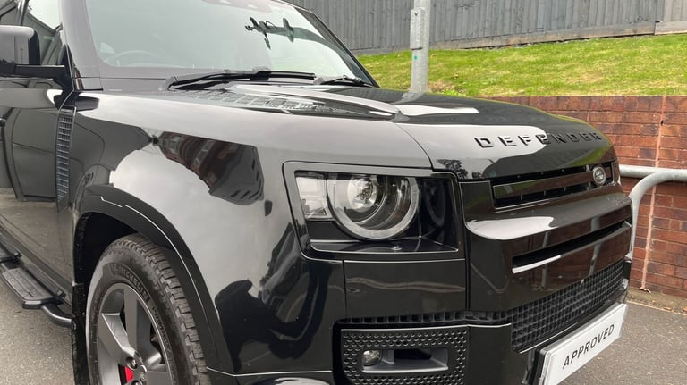 2023 Land Rover Defender 2.0 P400e XS Edition 110 5dr Auto ESTATE PETROL/ELECTRIC Automatic