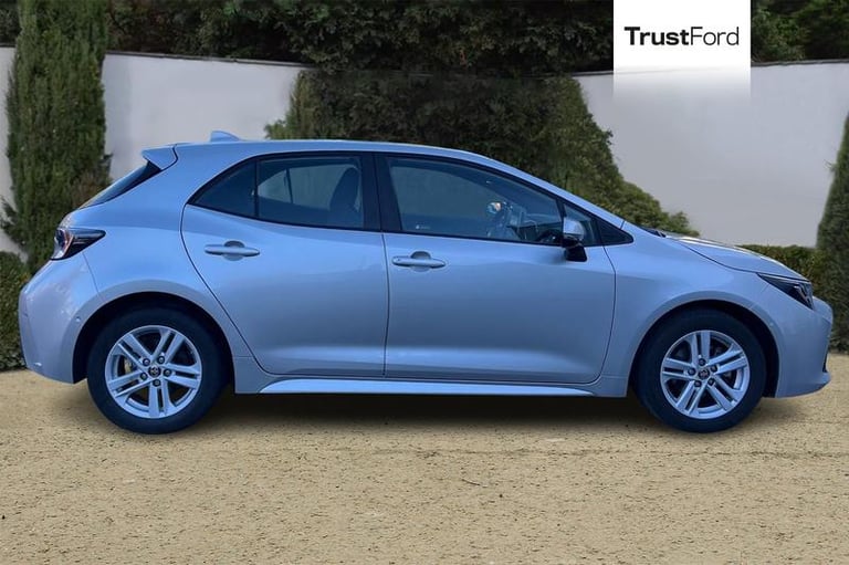 2022 Toyota Corolla 1.8 VVT-i Hybrid Icon Tech 5dr CVT HATCHBACK PETROL/ELECTRIC Automatic