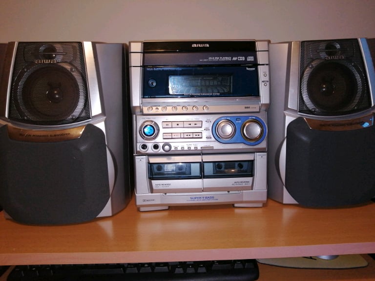 Boxed Aiwa Super NSX digital mini hi-fi system & Speakers