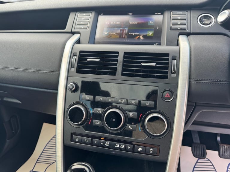 2017 Land Rover Discovery Sport 2.0 TD4 HSE 4WD Euro 6 (s/s) 5dr ESTATE Diesel Manual