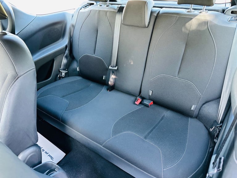 2016 DS AUTOMOBILES DS 3 CHIC 1.2 PETROL SERVICE HISTORY NEW MOT