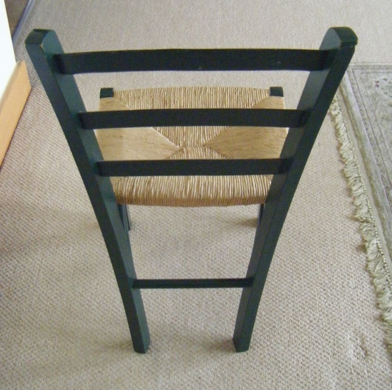 Small Dining Table and Two Chairs 29" (74cm) Square