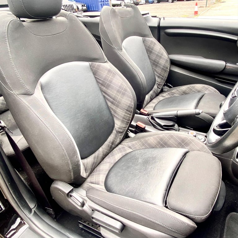  MINI Convertible 1.5 Cooper Euro 6 (s/s) 2dr Petrol Manual
