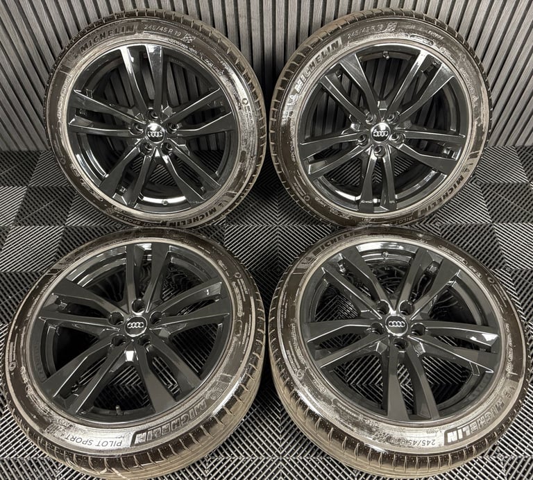 image for 19" GENUINE AUDI A6 C8 S LINE BLACK 5 DOUBLE SPOKE ALLOY WHEELS TYRES