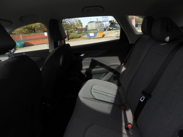 2025 MG MG S5 49kWh SE SUV 5dr Electric Auto (170 ps) HATCHBACK Electric Automatic