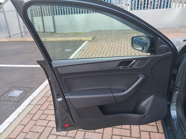  Skoda Rapid 1.2 TSI Sport Euro 6 (s/s) 5dr Petrol Manual