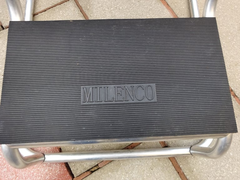 Milenco Caravan steps