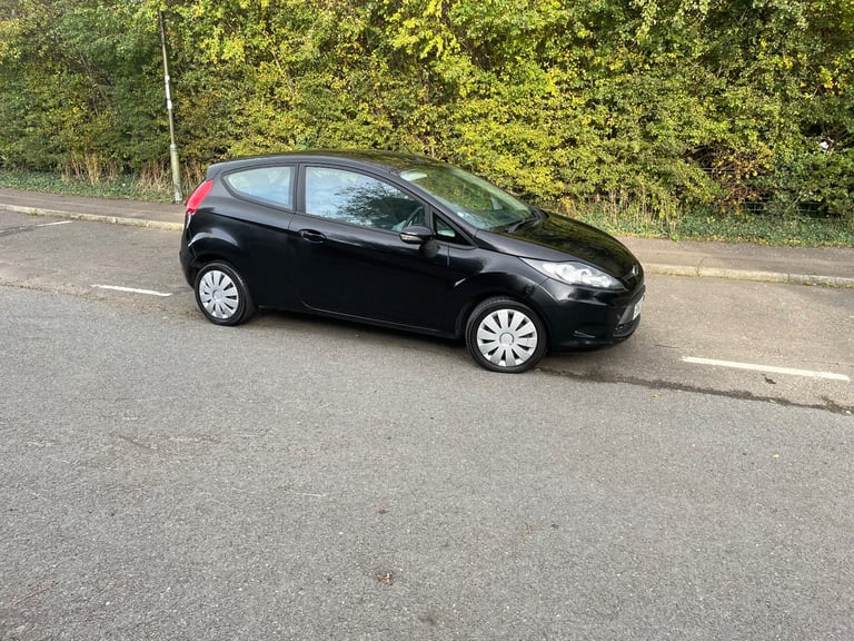 image for Ford Fiesta Full Year MOT Full Service History