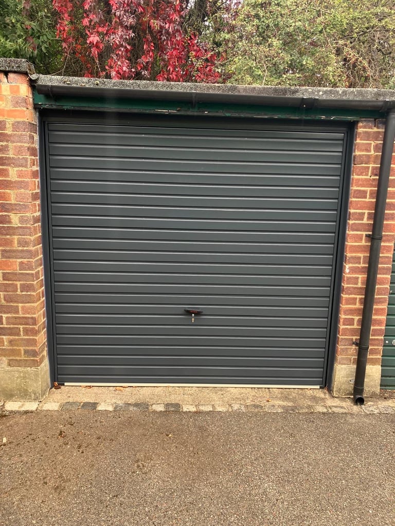 Lovely garage for rent - Stanmore area 