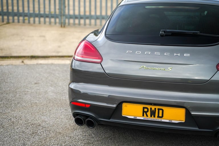  Porsche Panamera 3.0 V6 E-Hybrid S TiptronicS Euro 6 (s/s) 5dr Petrol/Electric Hybrid Automatic