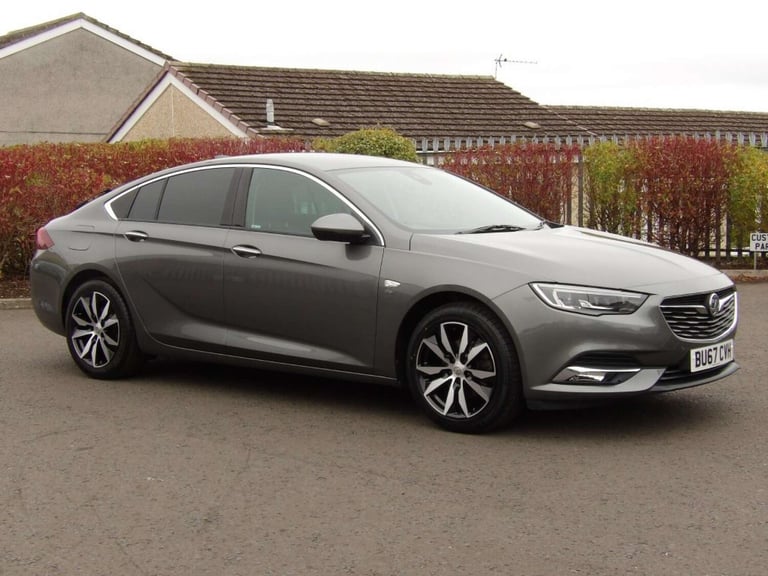 2017 Vauxhall Insignia 1.5T Elite Nav 5dr HATCHBACK PETROL Manual