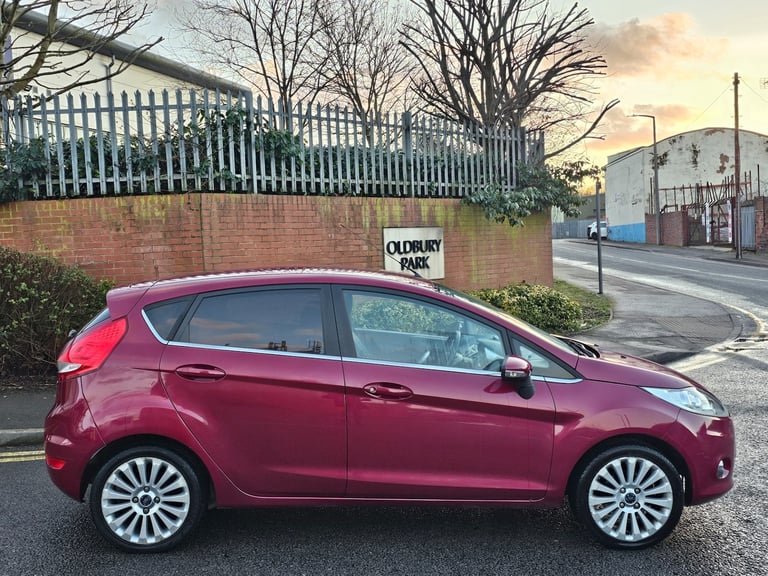 2009 Ford Fiesta 1.6 Titanium 5dr HATCHBACK Petrol Manual - Image 7