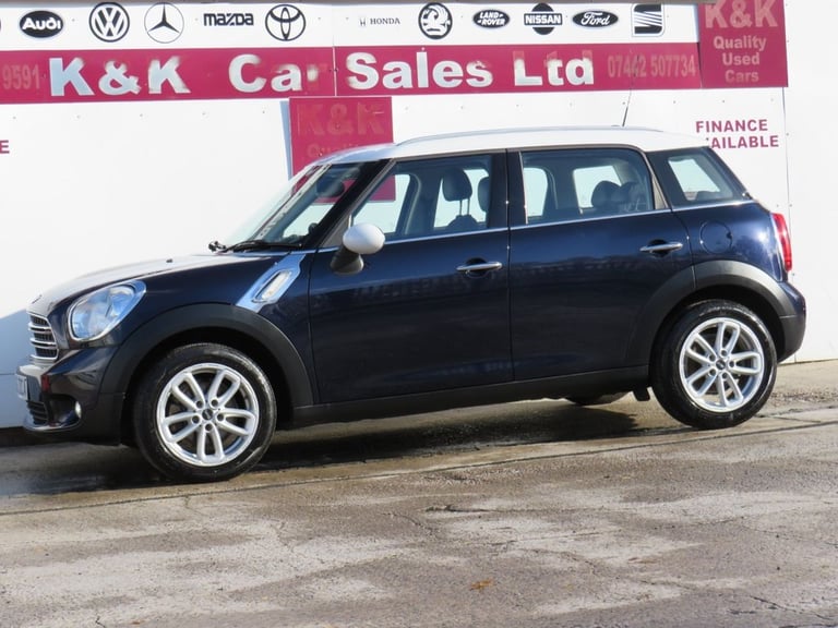 2015 MINI Countryman 1.6 Cooper 5dr Auto HATCHBACK PETROL Automatic