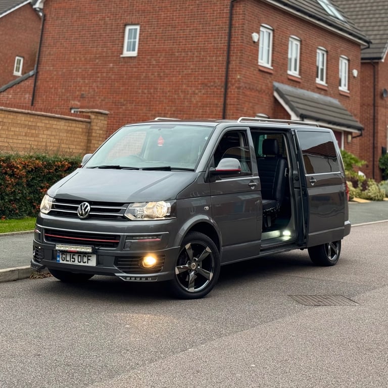 Volkswagen, TRANSPORTER SHUTTLE, MPV, 2015, Automatic, 170bhp 9 Seater 