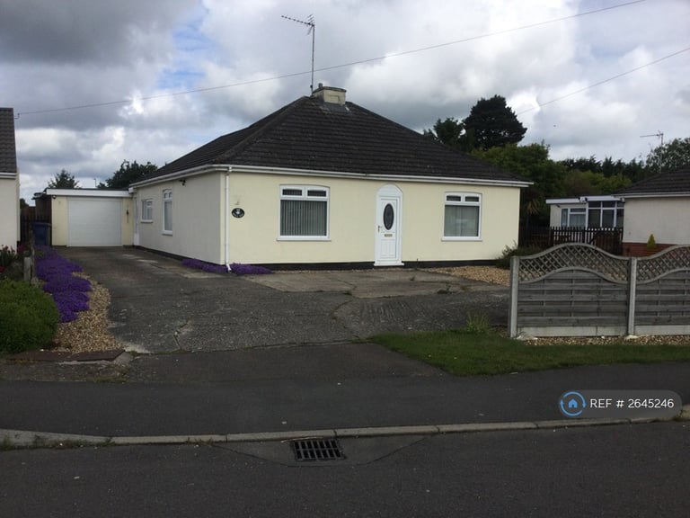 3 bedroom house in Weasenham Lane, Wisbech, PE13 (3 bed) (#2645246)