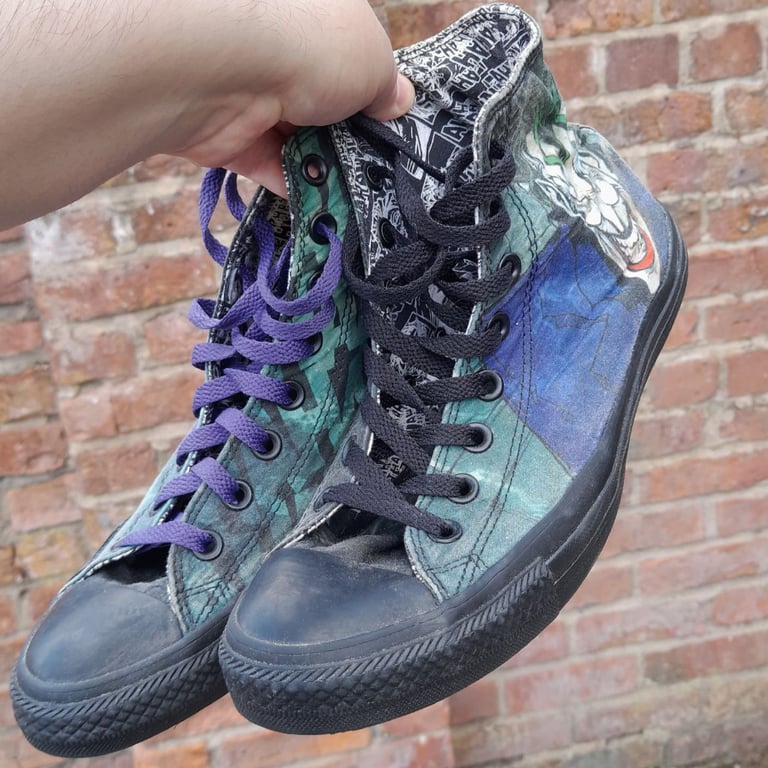 Joker Converse