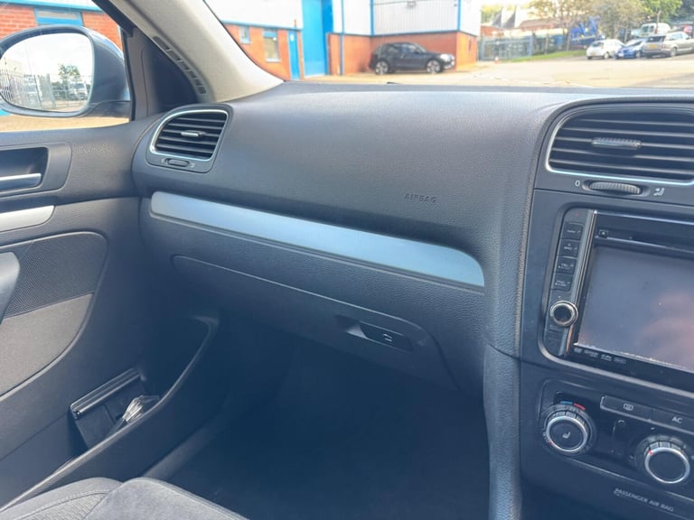 Volkswagen Golf 1.6 TDI BlueMotion Tech Sportline Euro 5 (s/s) 5dr Diesel Manual - Image 20