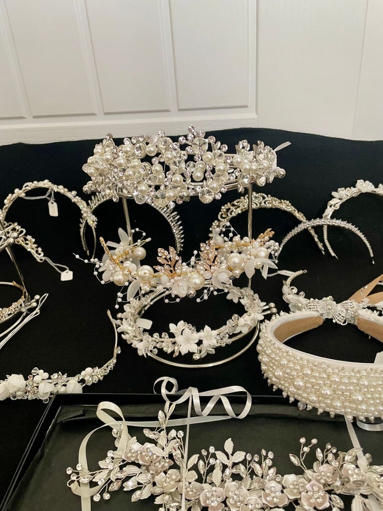 Quality wedding & special occassion tiaras, head pieces & jewellery approx 85 pieces new in boxes