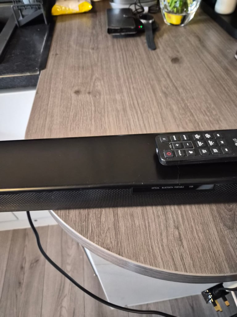 LG Soundbar - SJ2