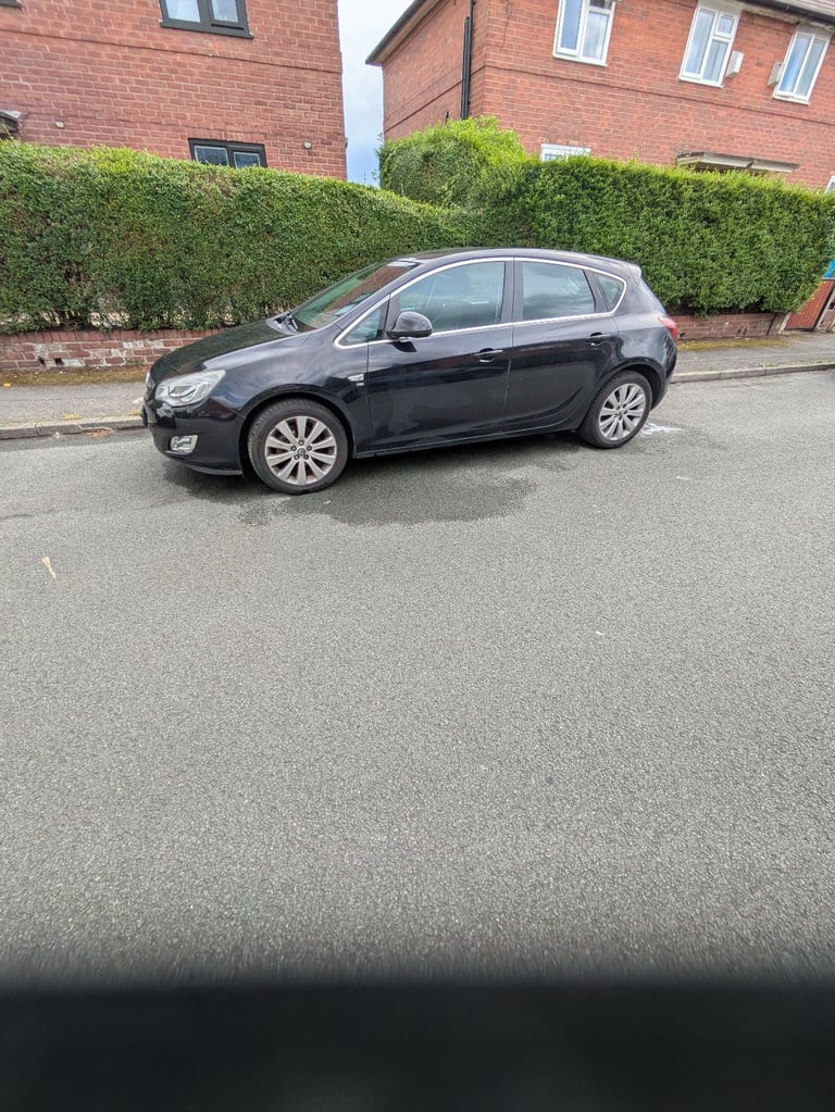 Vauxhall, ASTRA, Hatchback, 2010, Manual, 1598 (cc), 5 doors