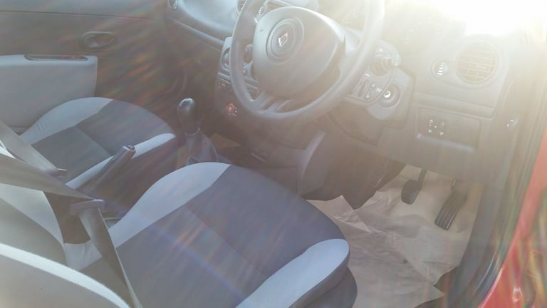 *!*LOW MILES*!* 2009 RENAULT CLIO 1.2 EXTREME **MOT 17 APRIL 2026** RED 3 DOOR **