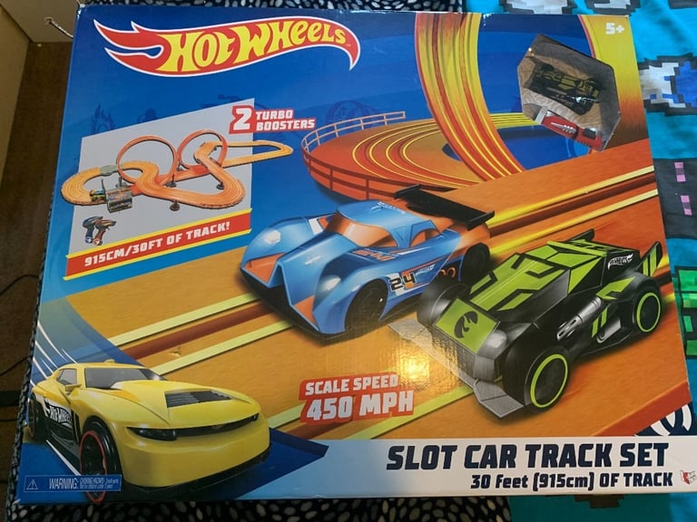 Hot Wheels Slot Car Track Set