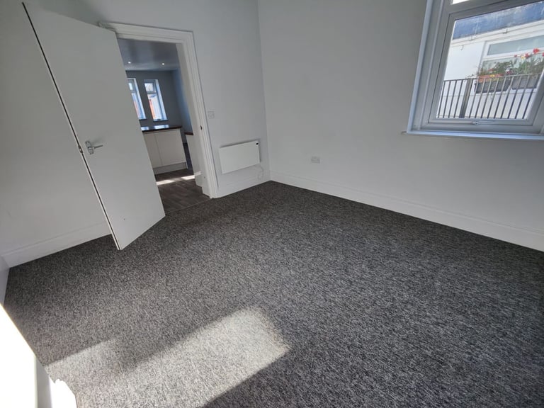 One Bedroom Flat Pets considered 