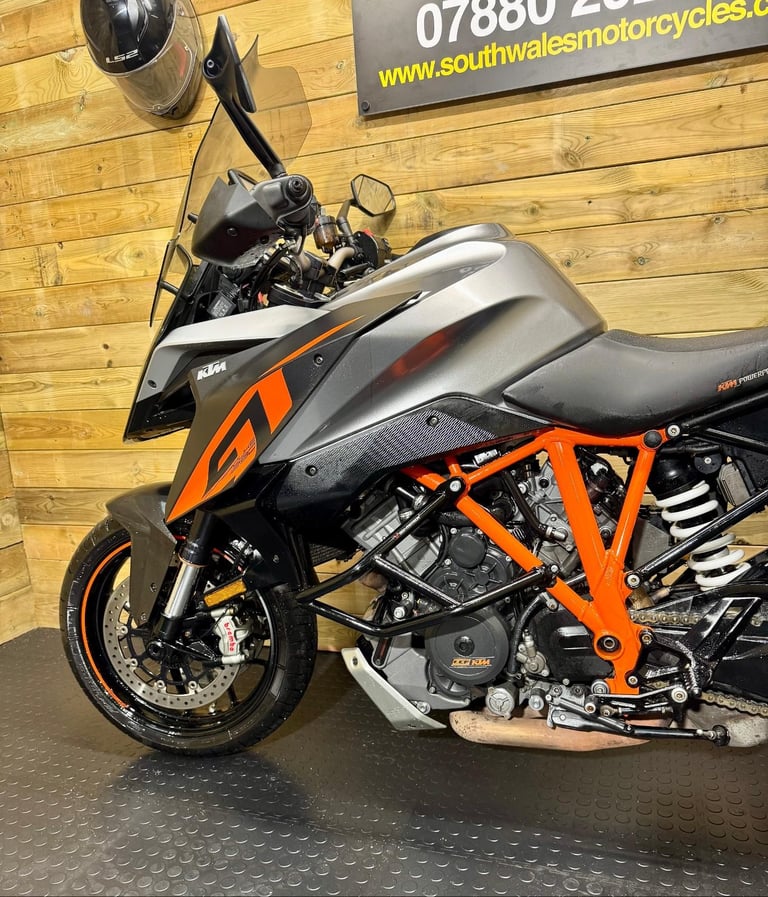KTM 1290 Super Duke GT / 2016 model / covered 28.3k miles 
