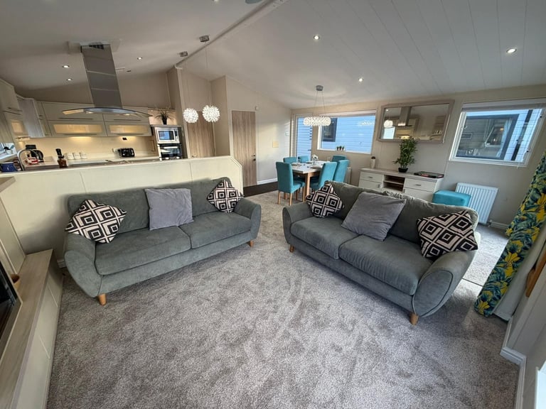 3 Bed Twin Lodge 40x20 – Off Site – Willerby – High Spec – Self Build, Farms
