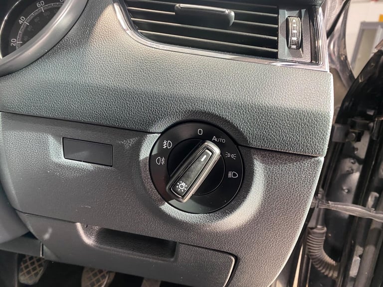 2018 Skoda Octavia 1.6 TDI SE Technology Euro 6 (s/s) 5dr ESTATE Diesel Manual