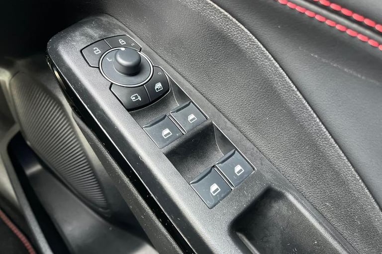 2024 Ford Puma 1.0 EcoBoost Hybrid mHEV ST-Line 5dr HATCHBACK PETROL Manual