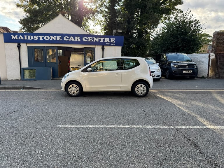 2014 Volkswagen up! 1.0 Move Up 3dr HATCHBACK Petrol Manual